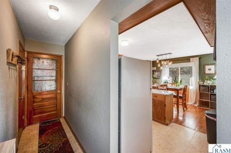 48050 Old River Bluff Road St. Peter MN 56082