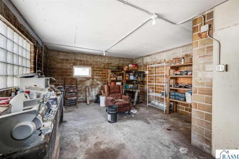 48050 Old River Bluff Road St. Peter MN 56082