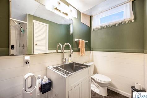 48050 Old River Bluff Road St. Peter MN 56082