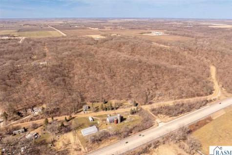 48050 Old River Bluff Road St. Peter MN 56082