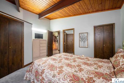 1014 Highland Drive Blue Earth MN 56013