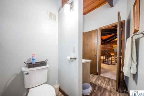 1014 Highland Drive Blue Earth MN 56013