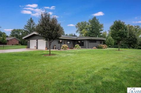 1014 Highland Drive Blue Earth MN 56013