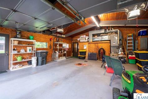 1014 Highland Drive Blue Earth MN 56013