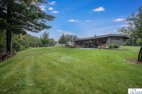1014 Highland Drive Blue Earth MN 56013