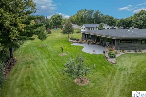 1014 Highland Drive Blue Earth MN 56013