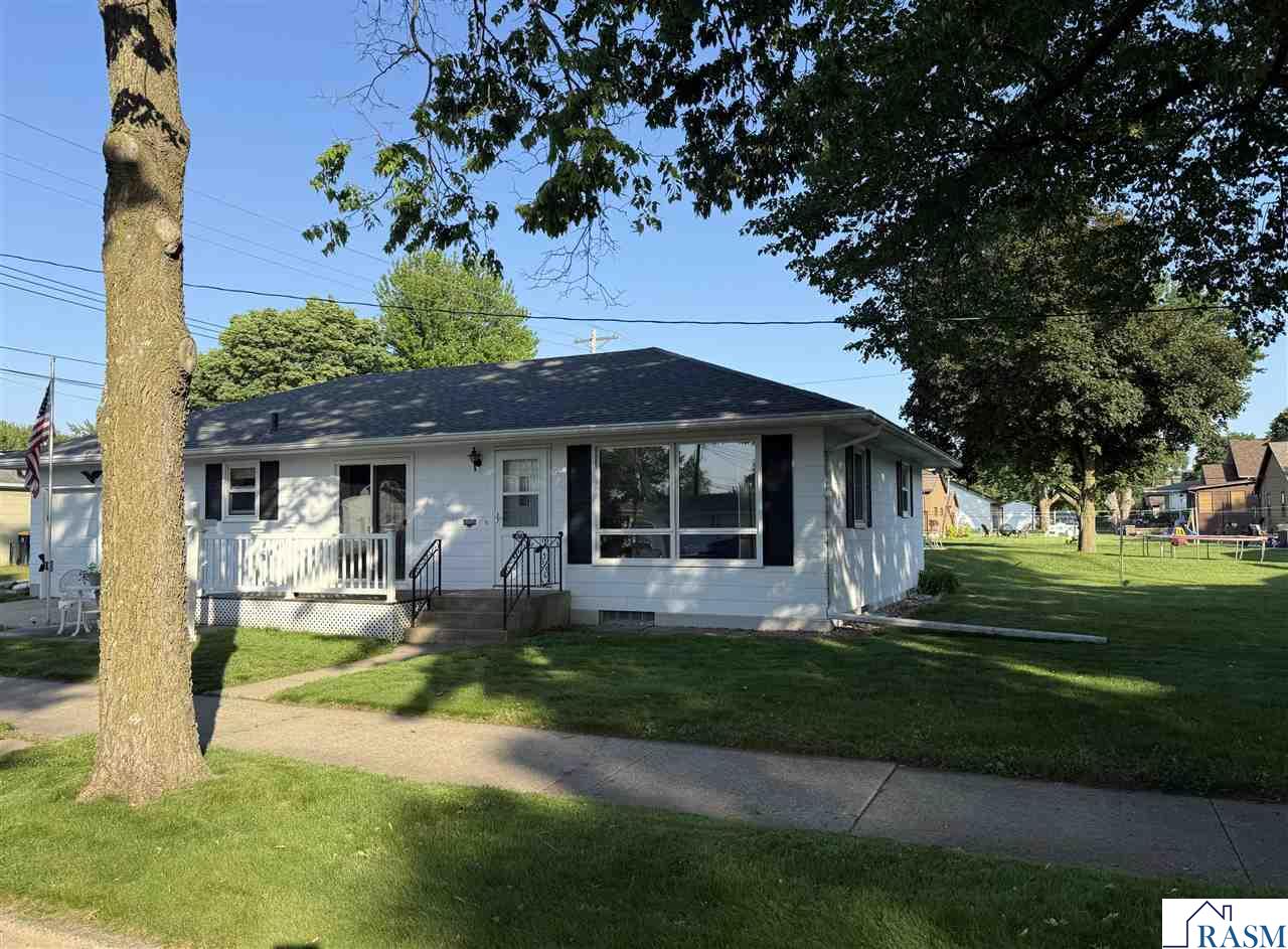 619 N 11th Street New Ulm MN 56073