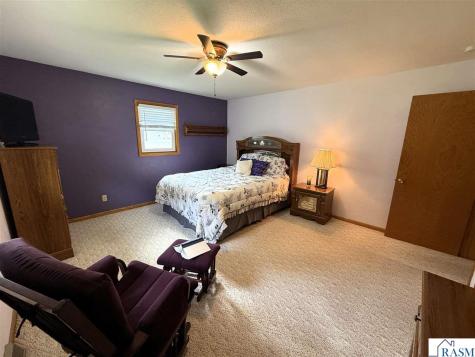 619 N 11th Street New Ulm MN 56073