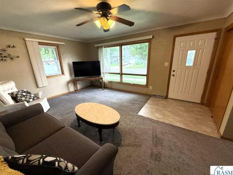 619 N 11th Street New Ulm MN 56073