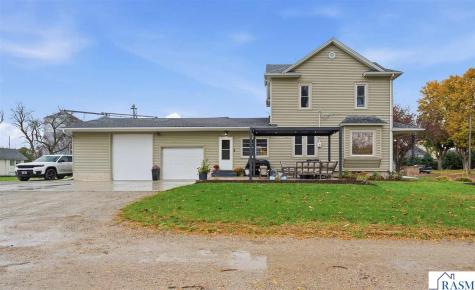 119 W 5th Avenue Minnesota Lake MN 56068