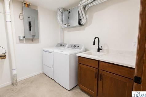 2113 Lunden Street St. Peter MN 56082