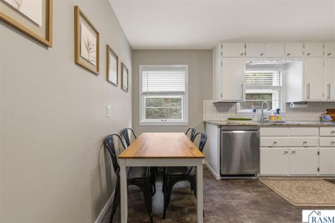 614 Lower Johnson Circle St. Peter MN 56082