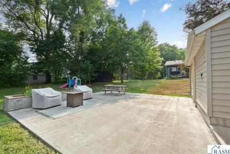 614 Lower Johnson Circle St. Peter MN 56082