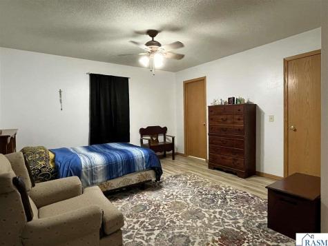 1007 Westwood Drive St. James MN 56081