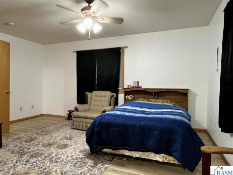 1007 Westwood Drive St. James MN 56081