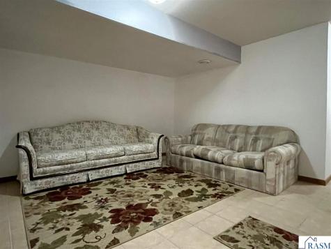 1007 Westwood Drive St. James MN 56081