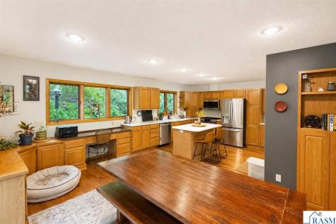 950 Belvista Drive North Mankato MN 56003
