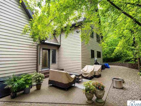 950 Belvista Drive North Mankato MN 56003