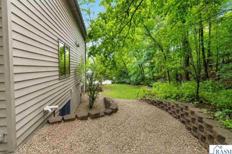 950 Belvista Drive North Mankato MN 56003