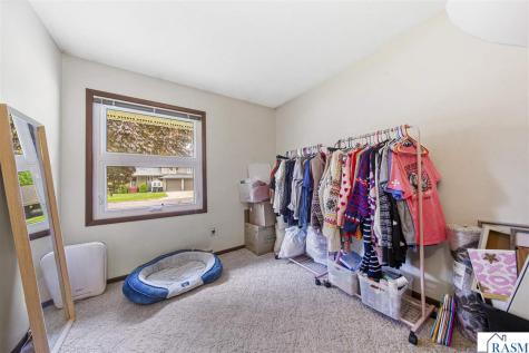 1129 S Ramsey Street Blue Earth MN 56013