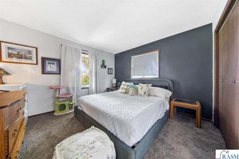 1129 S Ramsey Street Blue Earth MN 56013