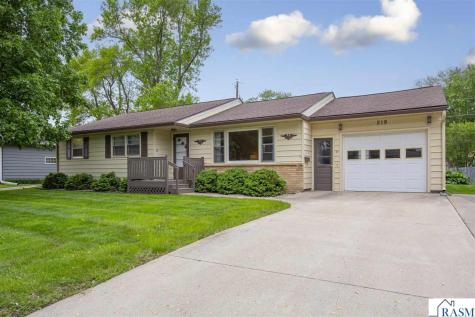219 Floral Avenue Mankato MN 56001