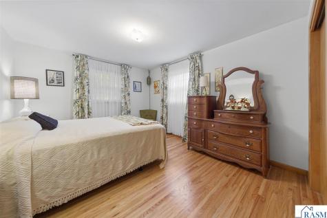 219 Floral Avenue Mankato MN 56001