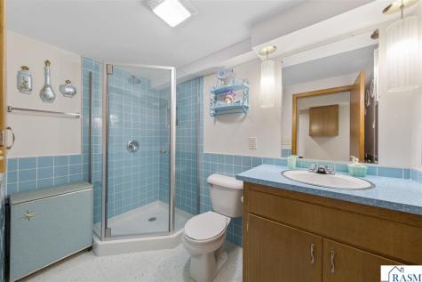 219 Floral Avenue Mankato MN 56001