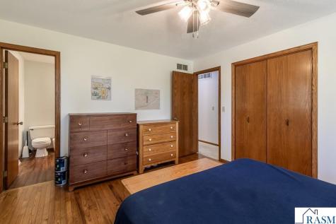 61785 Sunset Lane New Ulm MN 56073
