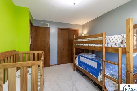 61785 Sunset Lane New Ulm MN 56073