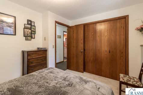 61785 Sunset Lane New Ulm MN 56073