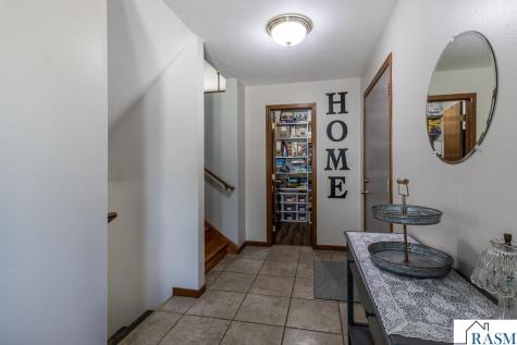 61785 Sunset Lane New Ulm MN 56073