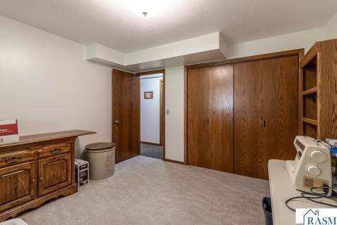 61785 Sunset Lane New Ulm MN 56073