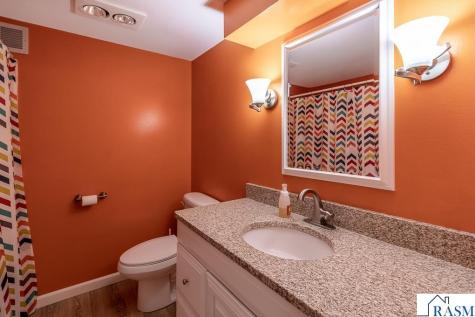 61785 Sunset Lane New Ulm MN 56073
