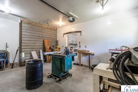 61785 Sunset Lane New Ulm MN 56073