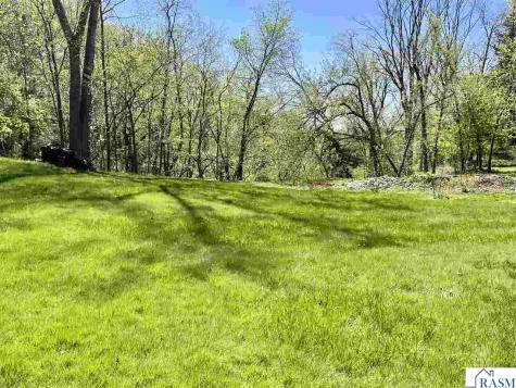 61785 Sunset Lane New Ulm MN 56073