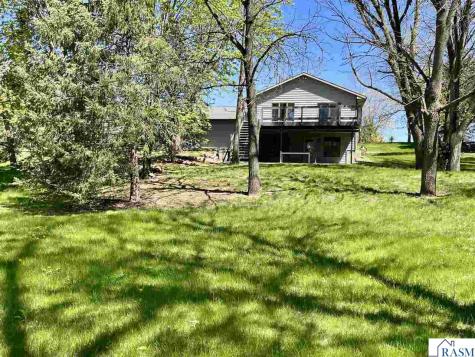 61785 Sunset Lane New Ulm MN 56073