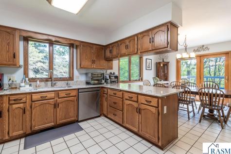 61785 Sunset Lane New Ulm MN 56073