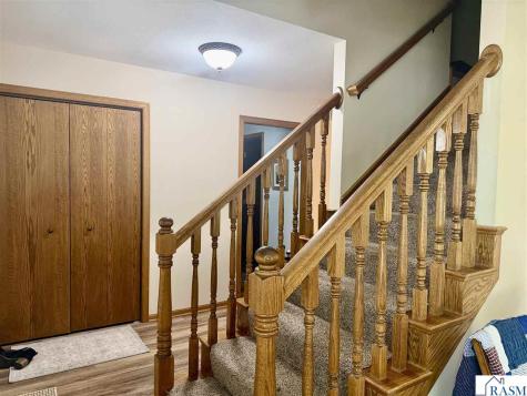 1310 Lloyd Lane St. Peter MN 56082