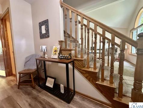 1310 Lloyd Lane St. Peter MN 56082