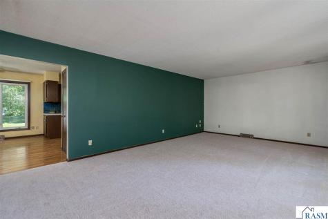 19 W Higbie Avenue Minnesota Lake MN 56068