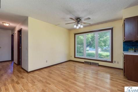19 W Higbie Avenue Minnesota Lake MN 56068