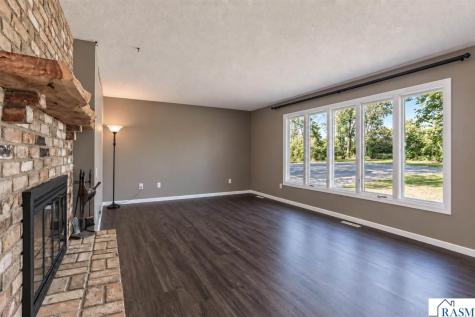 1011 N Cordova Avenue Le Center MN 56057