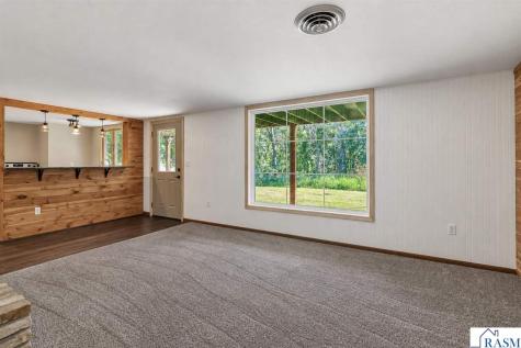 1011 N Cordova Avenue Le Center MN 56057