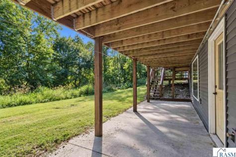 1011 N Cordova Avenue Le Center MN 56057