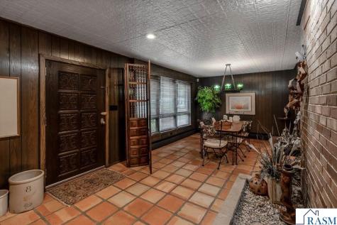 710 Summit Avenue New Ulm MN 56073