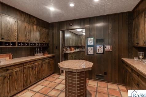 710 Summit Avenue New Ulm MN 56073