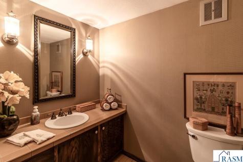 710 Summit Avenue New Ulm MN 56073
