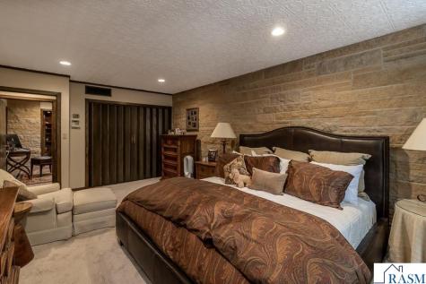 710 Summit Avenue New Ulm MN 56073