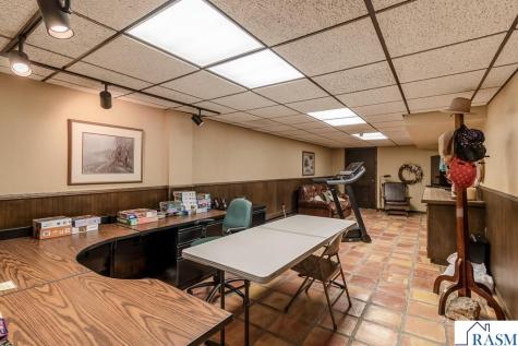 710 Summit Avenue New Ulm MN 56073